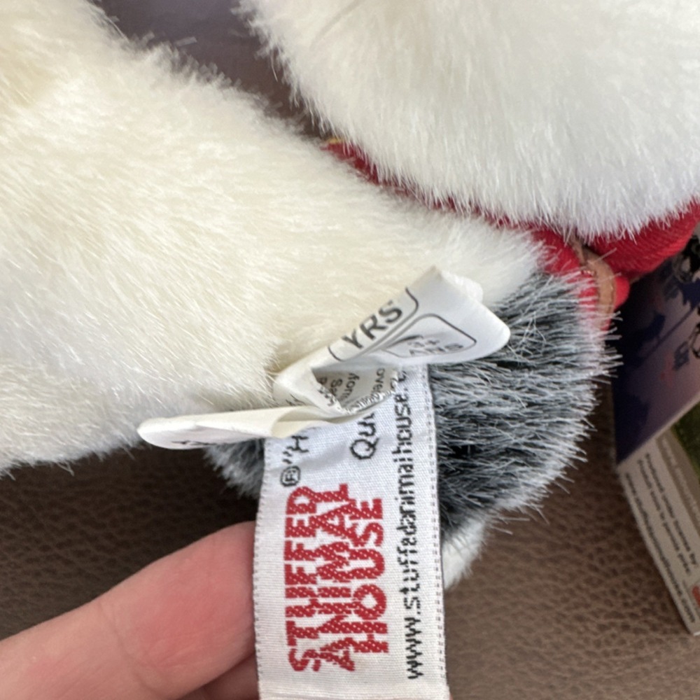 PAIR of Husky Animal House Dog Plush Royal Canadian Mounted Police Malamute - Picture 2 of 5